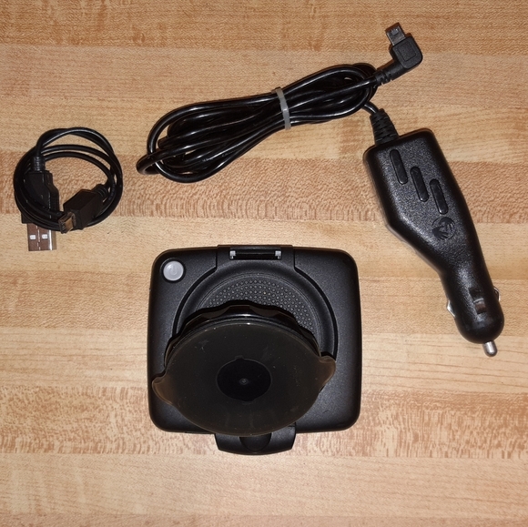 TOM TOM EASE GPS NAVIGATION 3.5" TOUCHSCREEN CAR KIT & MINI USB FOR PC UPDATES - Picture 7 of 7